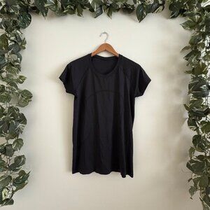 Lululemon Athletic Swiftly Tech Short Sleeve Shirt 2.0 Black Women’s Size 12